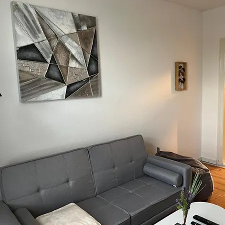 Apartment Ute - Gemuetliche Und Moderne Ferienwohnung In Der Innenstadt Pasewalk Exterior photo